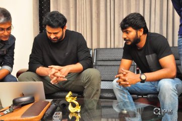 Prabhas Appreciates Paper Boy Trailer Photos